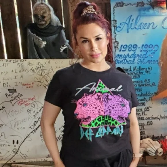 Def Leppard SM "Animal" Album Graphic Tee - Picture 3 of 10